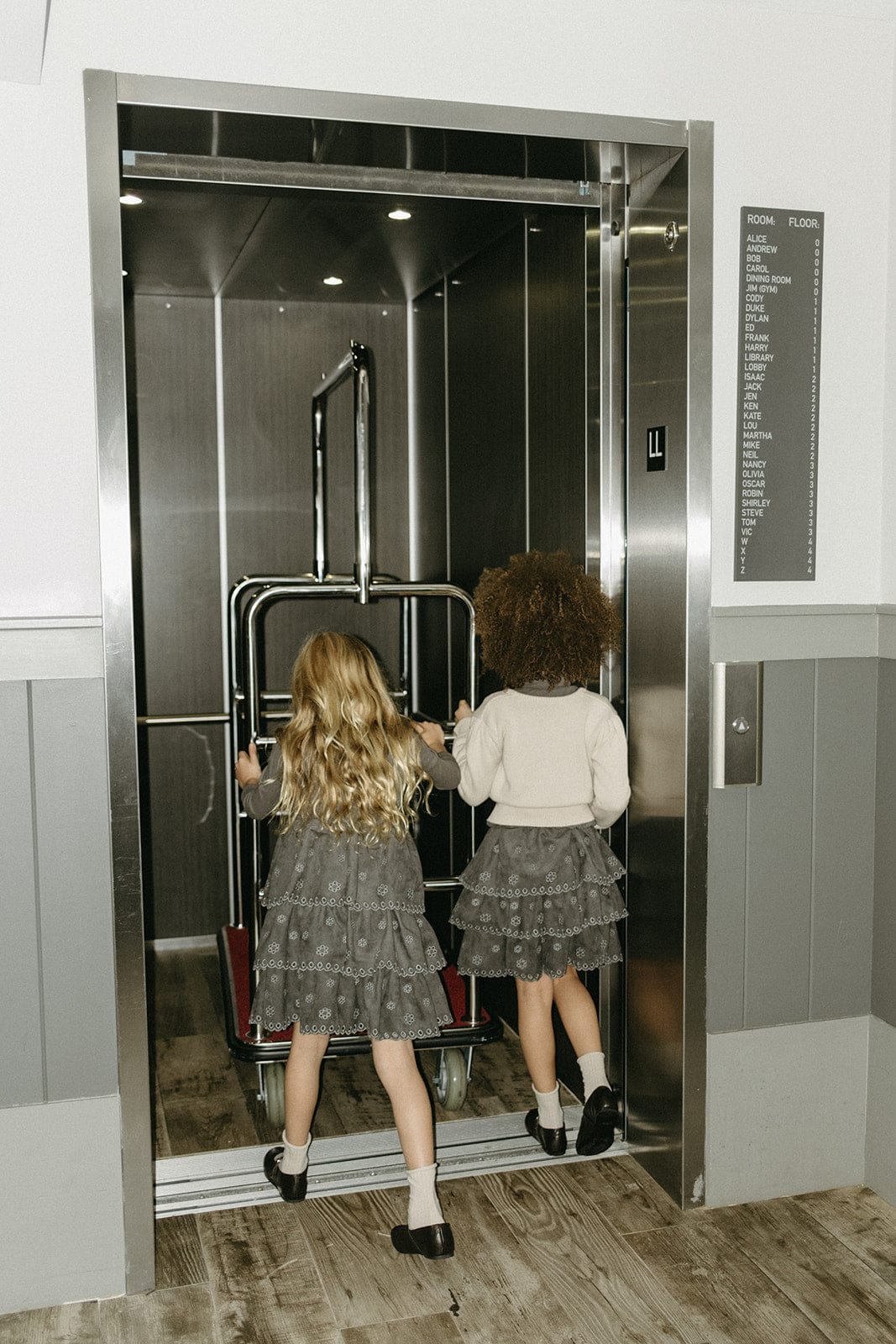 
                  
                    Sydney Skirt - Vintage Green
                  
                