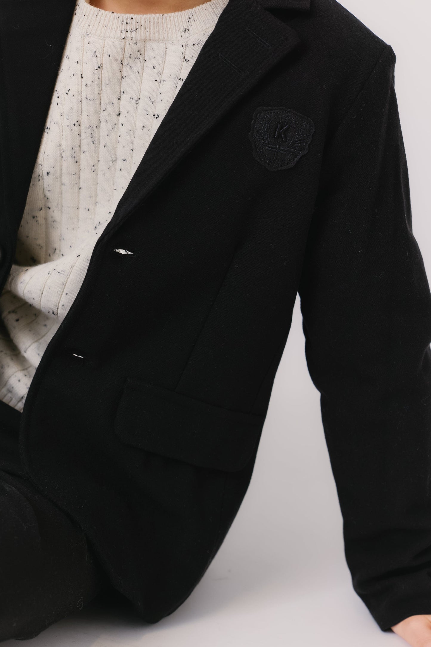 
                  
                    Vince Blazer - Black
                  
                