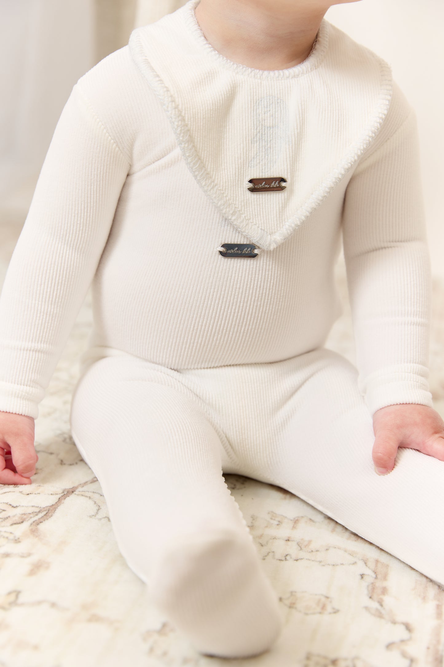 Atelier Bunny Bib - Blue