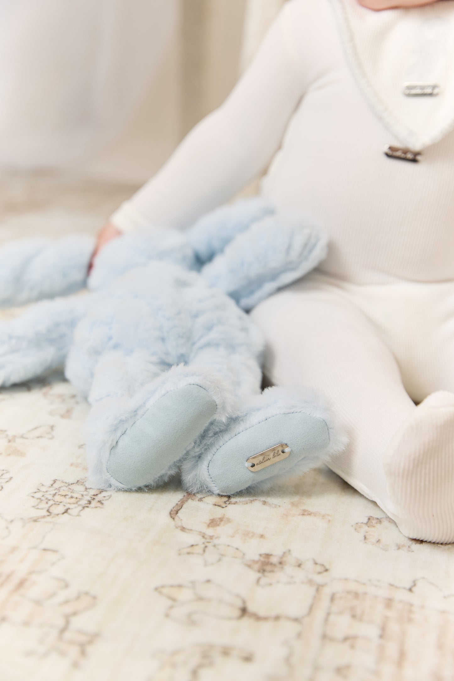 Atelier Cable Fur Bunny - Blue