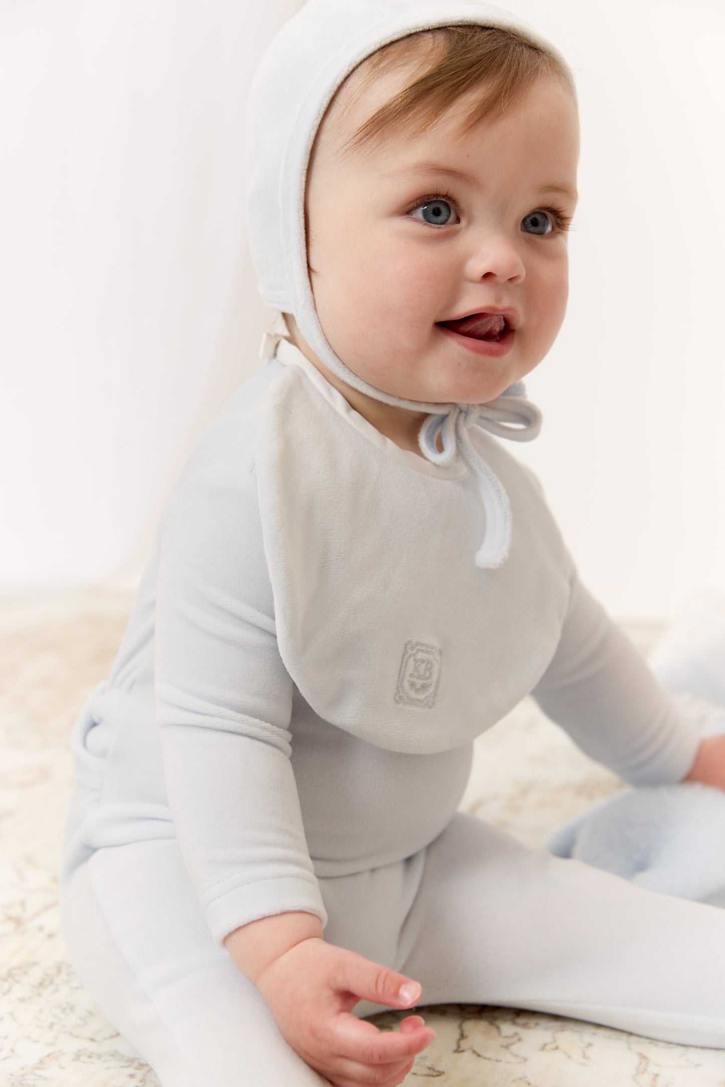 KB Logo Bib - Blue