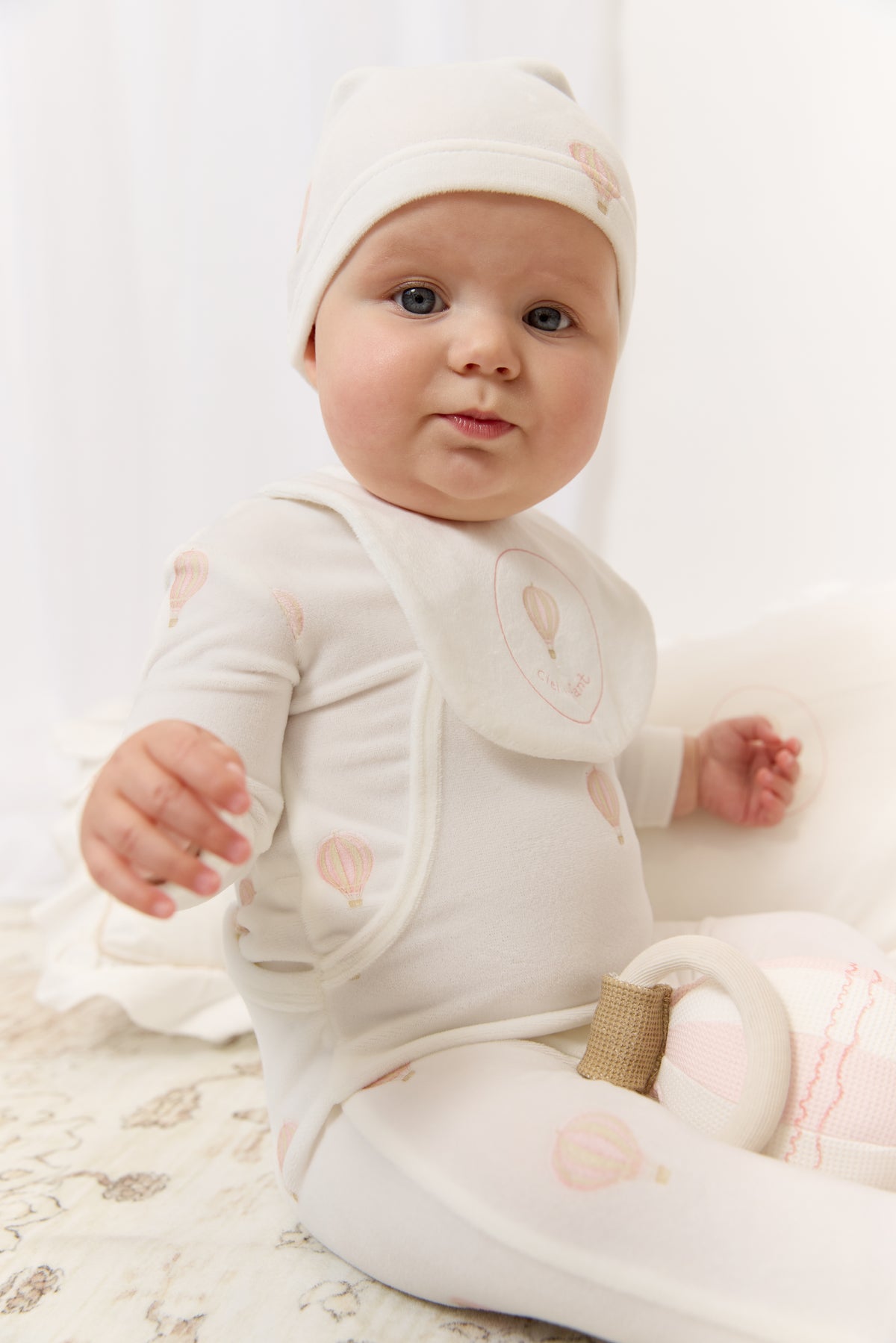 Ciel Enfant Wrap Footie & Hat Set - Pink