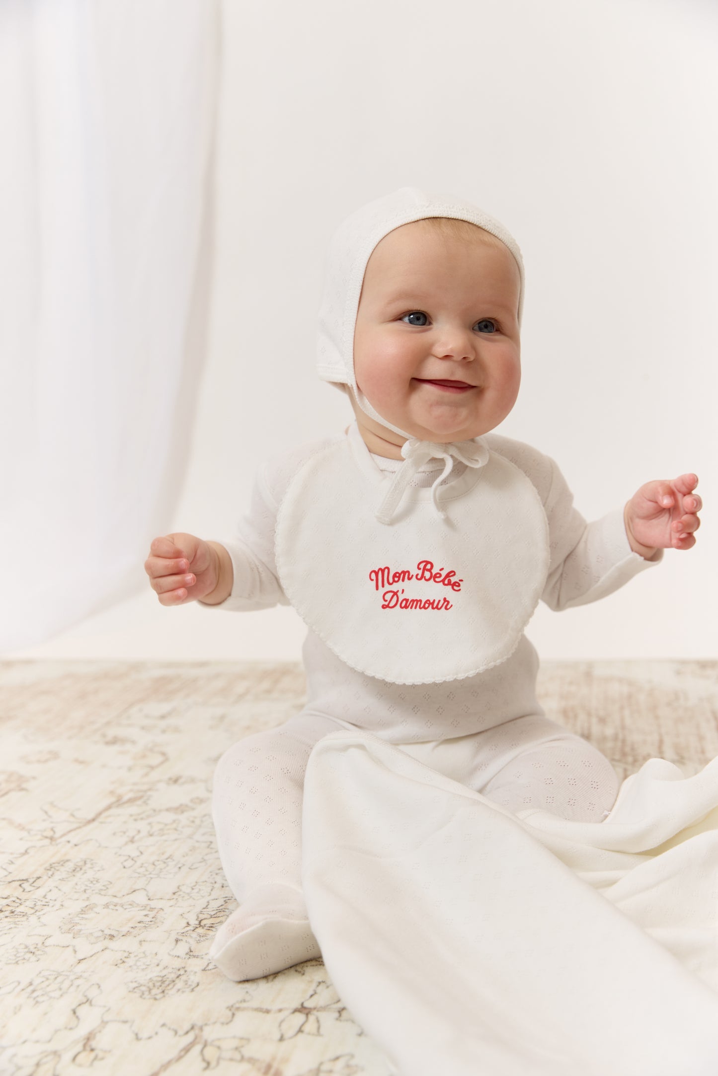 Mon Bebe Bib - Red