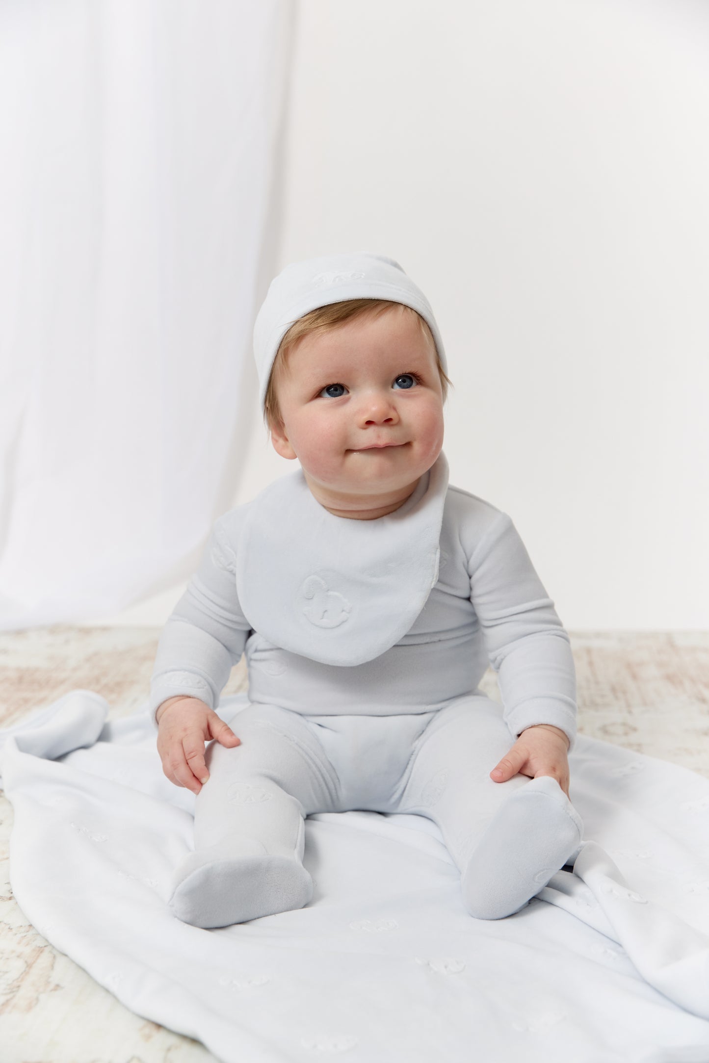 Whinny Wrap Footie, Hat & Blanket Set - Blue