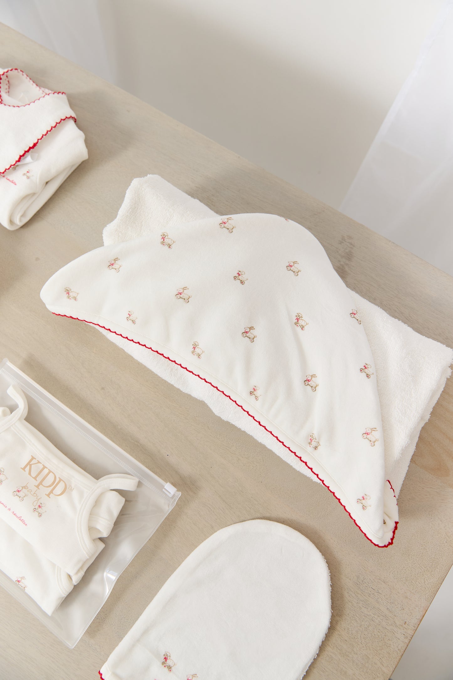 Petits Amis Towel & Mitt Set - Red