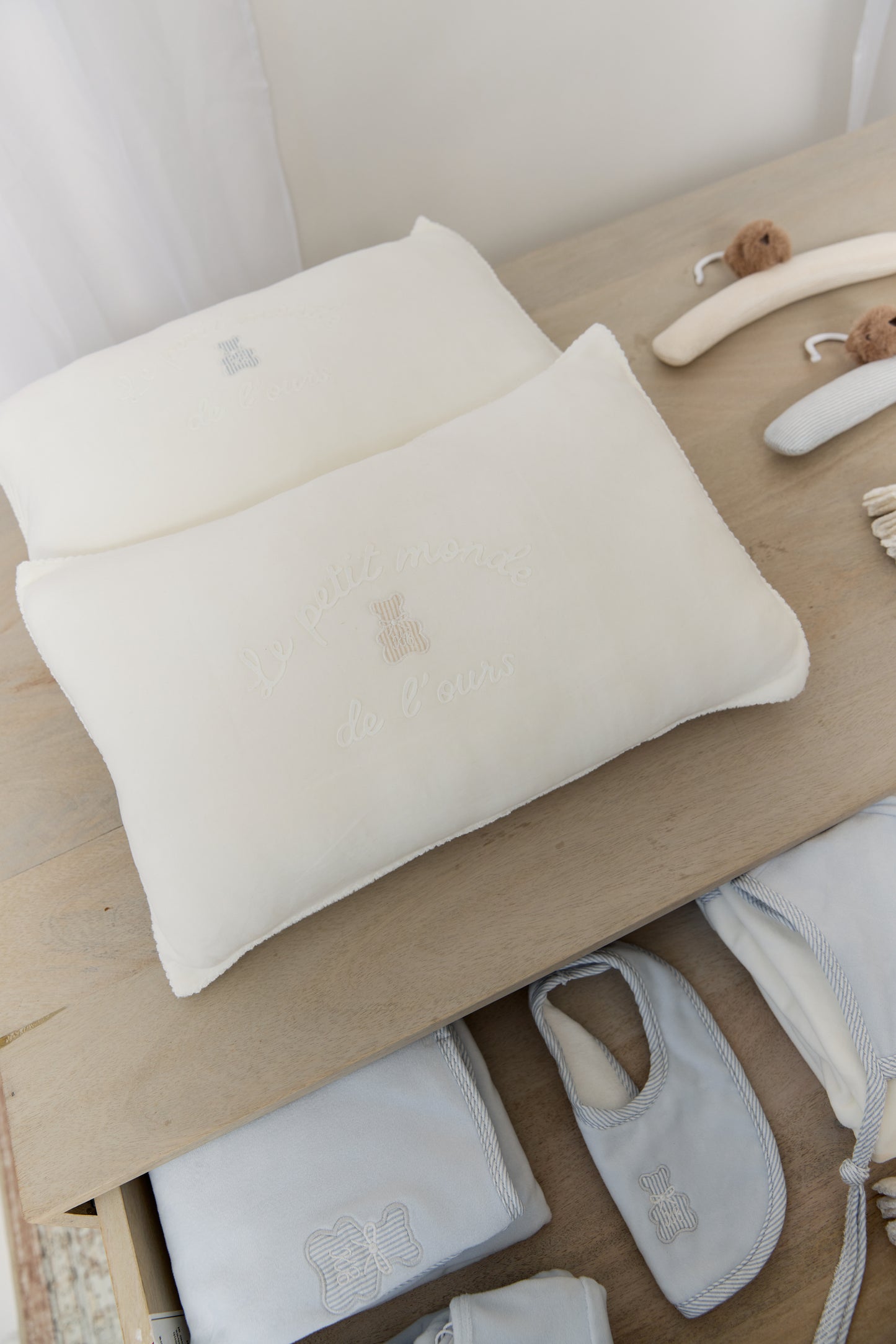 Petit Ours Pillow - Stone