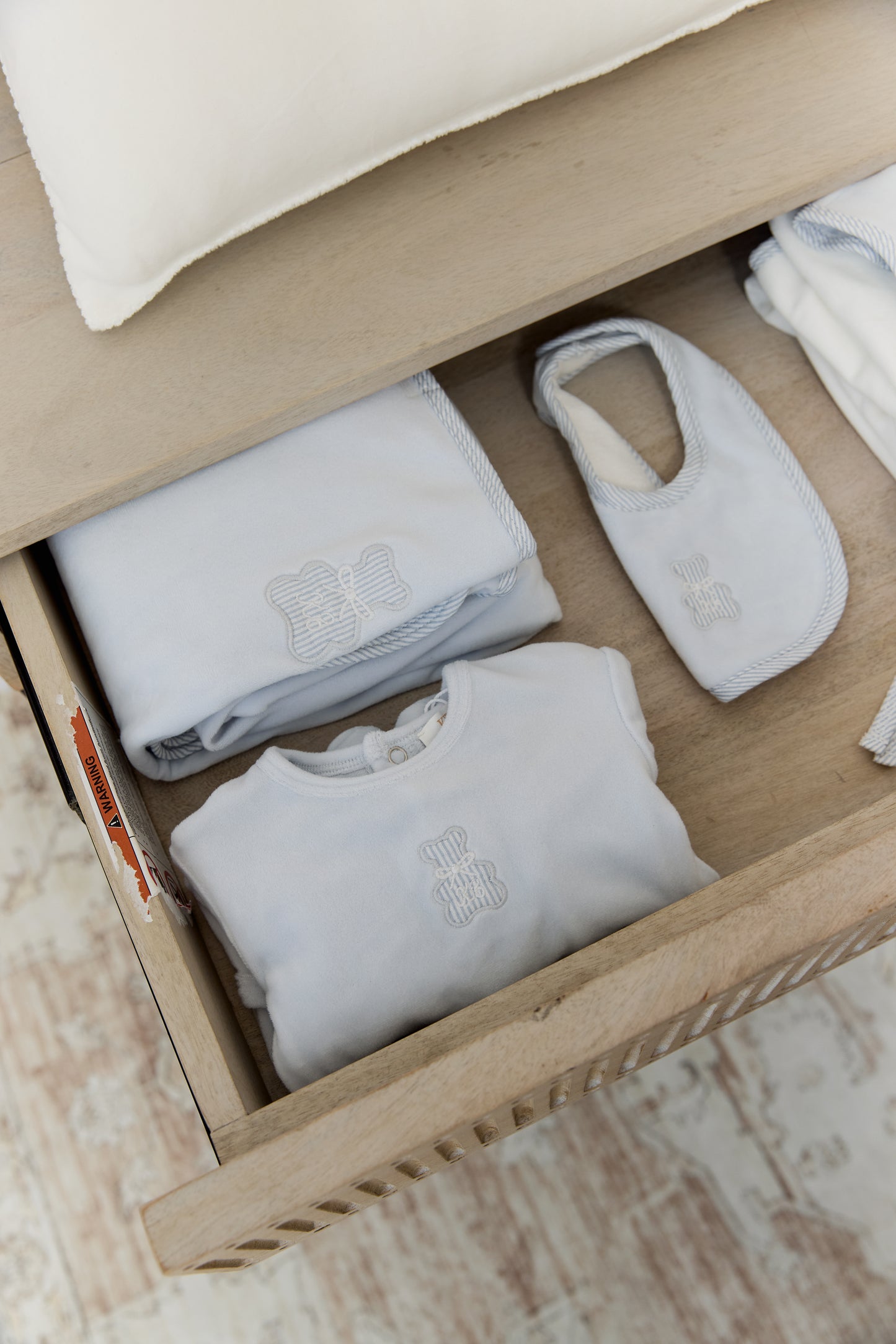 Petit Ours Bib - Blue