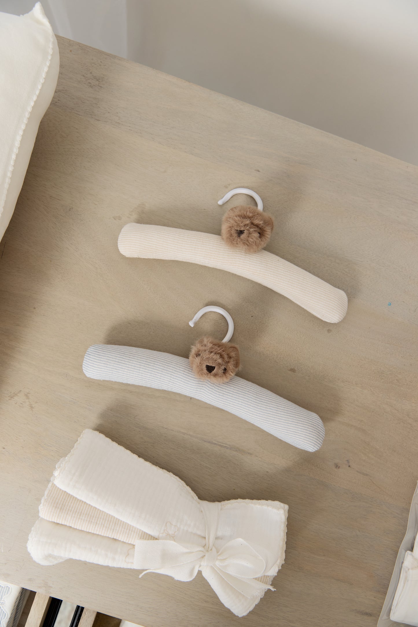 Petit Ours Padded Hanger - Stone