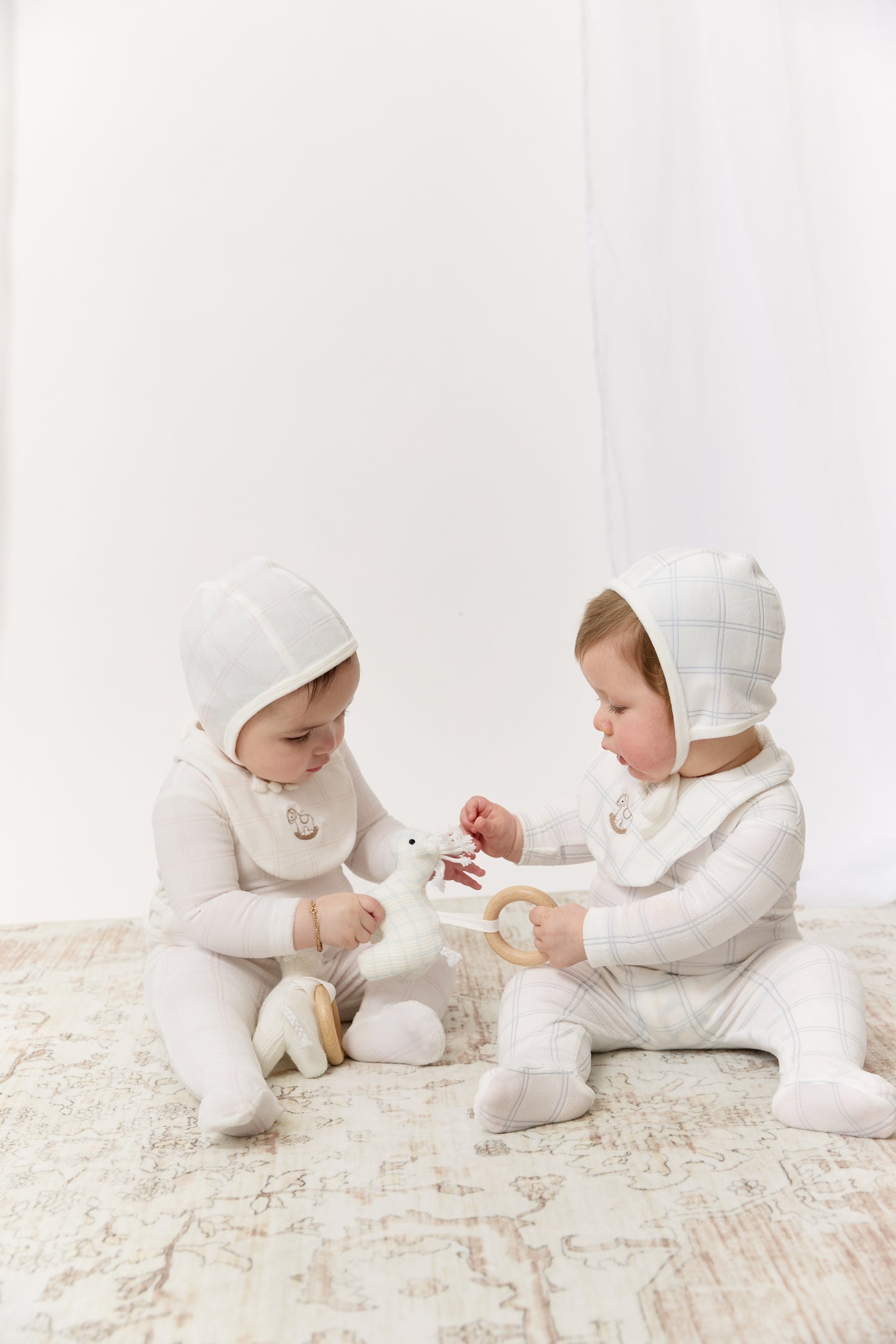 Whinny Plaid Footie & Hat Set - Blue