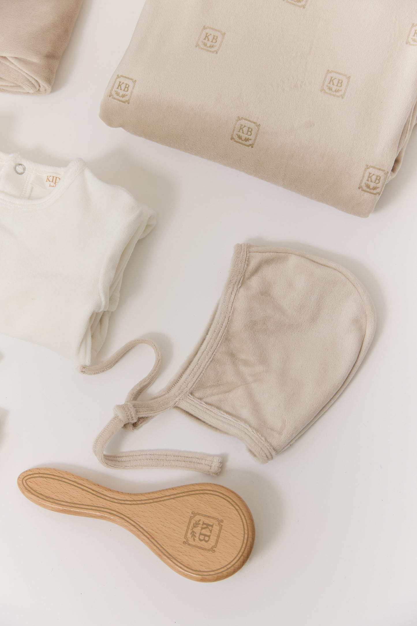 KB Logo Footie & Hat Set - Stone