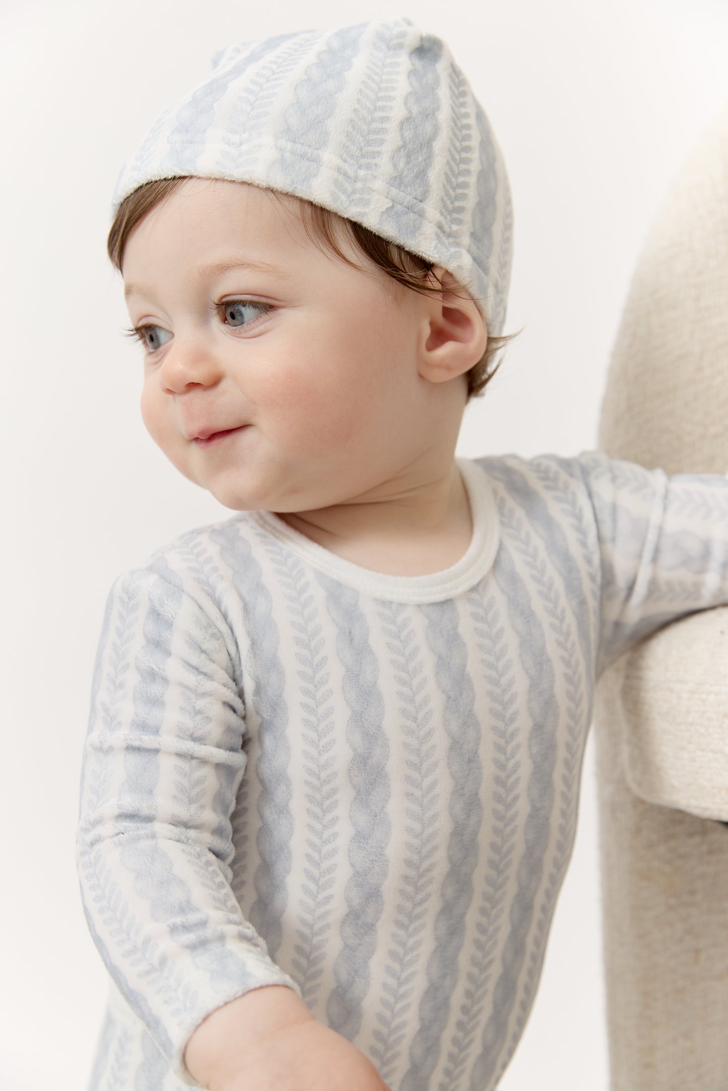 Atelier Cable Footie & Hat Set - Blue