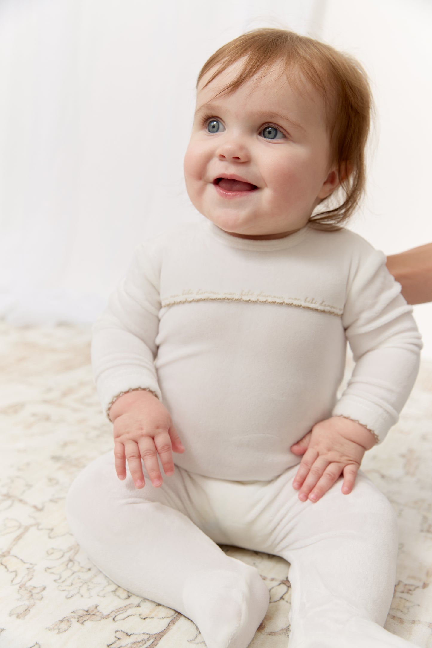 Mon Bebe D'Amour Footie & Hat Set - Taupe