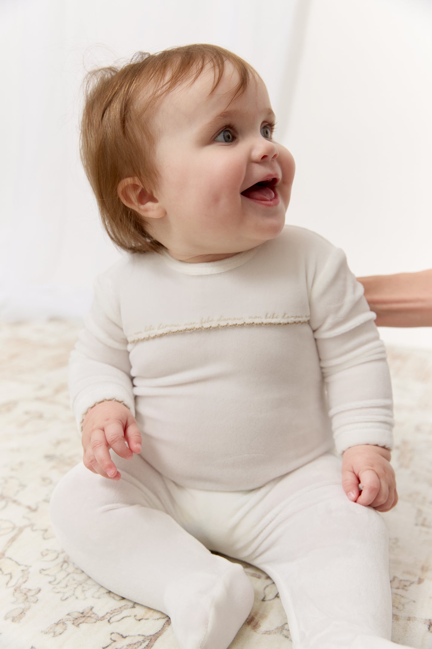 Mon Bebe D'Amour Footie & Hat Set - Taupe