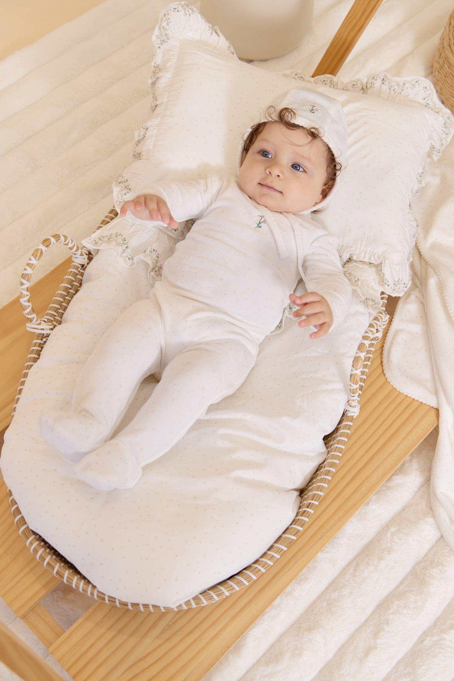 
                  
                    Garden Party Romper+Bonnet Set - Pink
                  
                