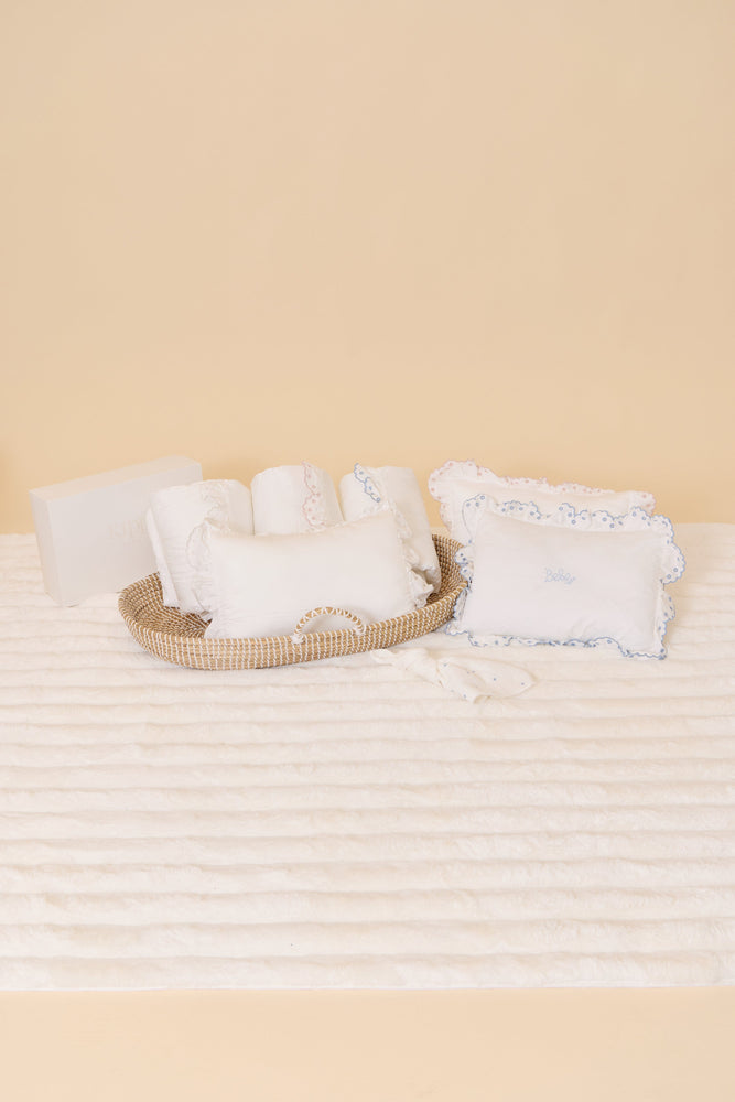 
                  
                    Bebe Mini/Porta 4PC Crib Set - Pink
                  
                