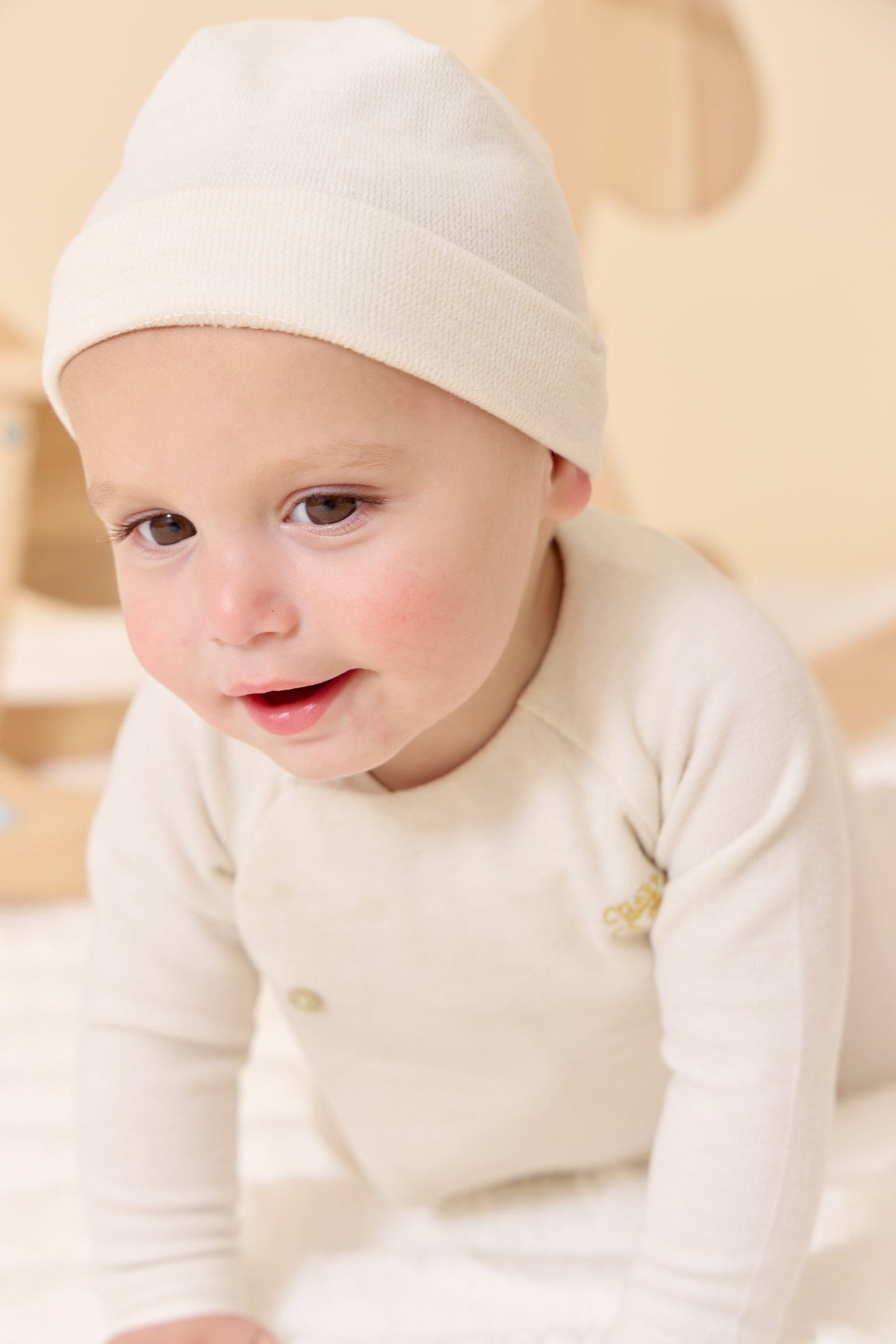 
                  
                    Knit Wrap 3pc Set - White
                  
                