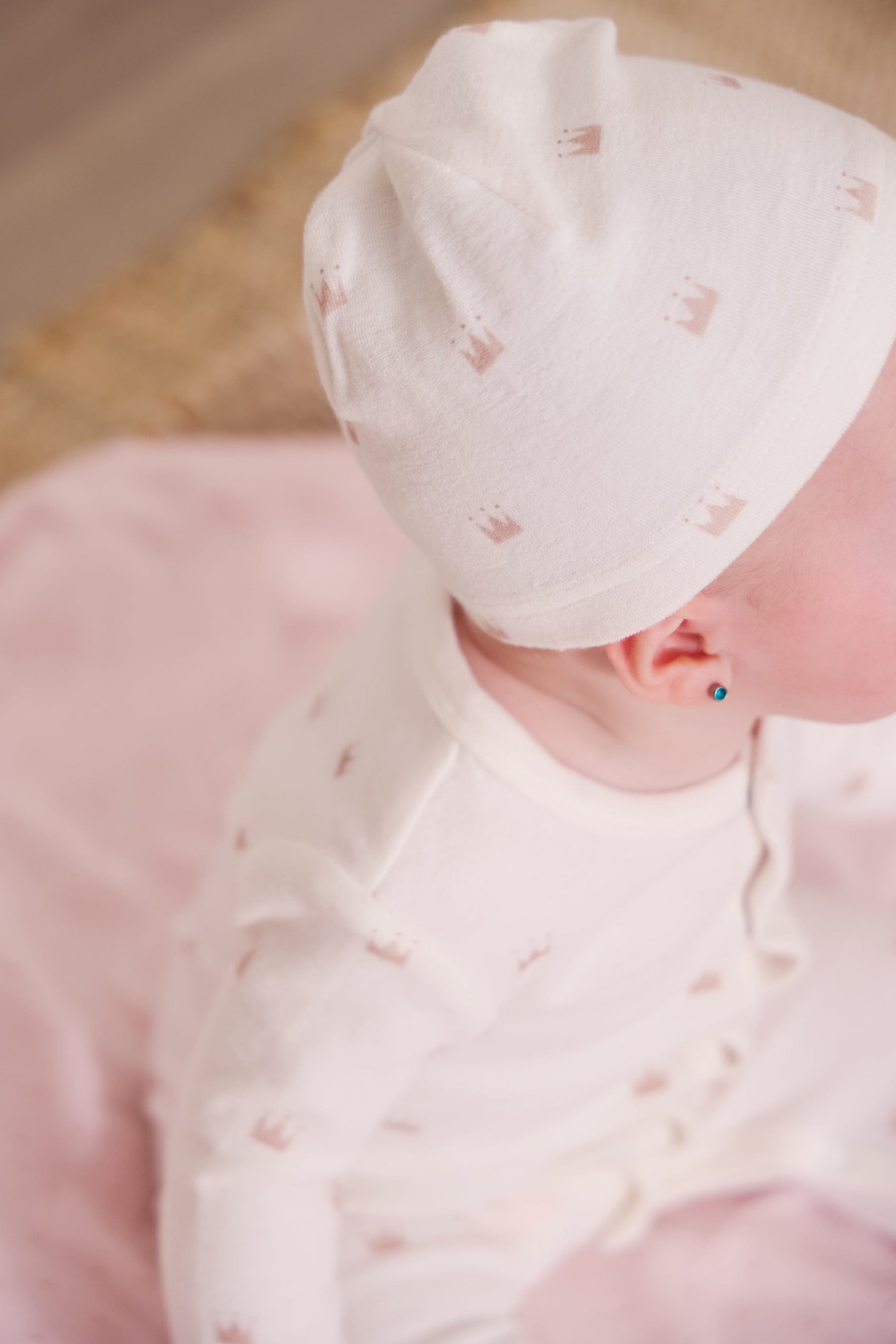 Little Crown Pattern Terry Footie + Hat - Pink
