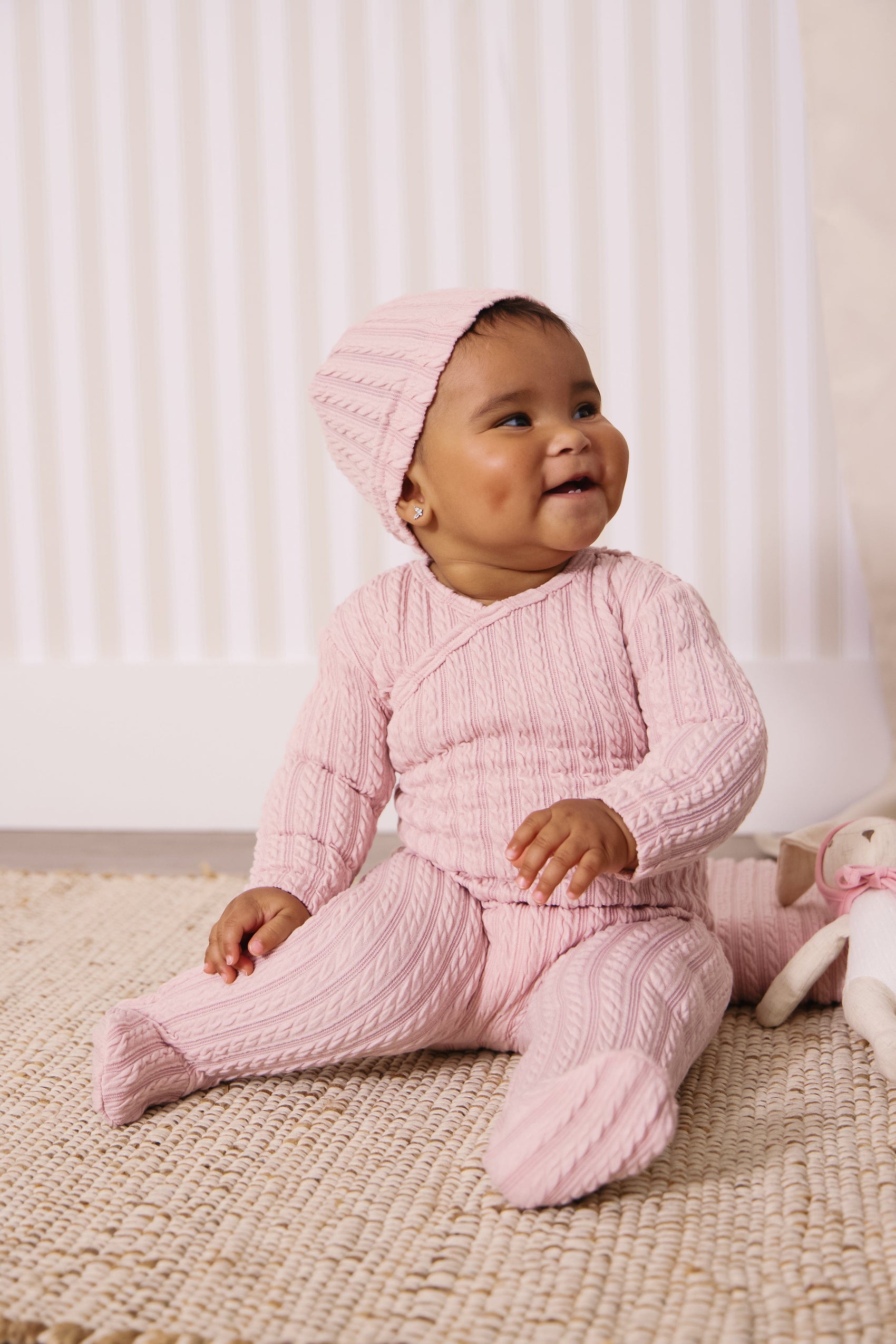 Cable Wrap Footie + Hat - Pink