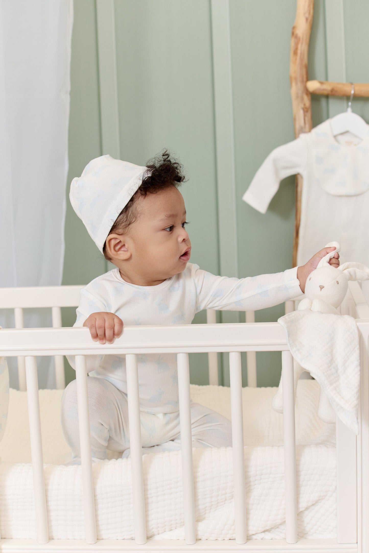
                  
                    Bunny Print Romper & Hat Set - Blue
                  
                