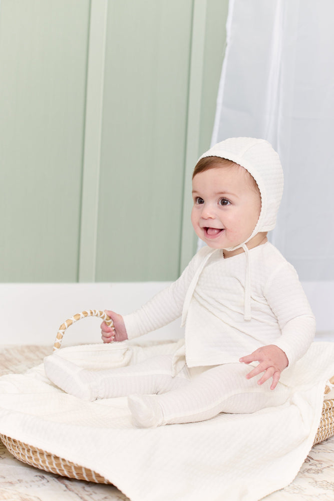
                  
                    Textured Cotton 2PC & Bonnet Set - White
                  
                