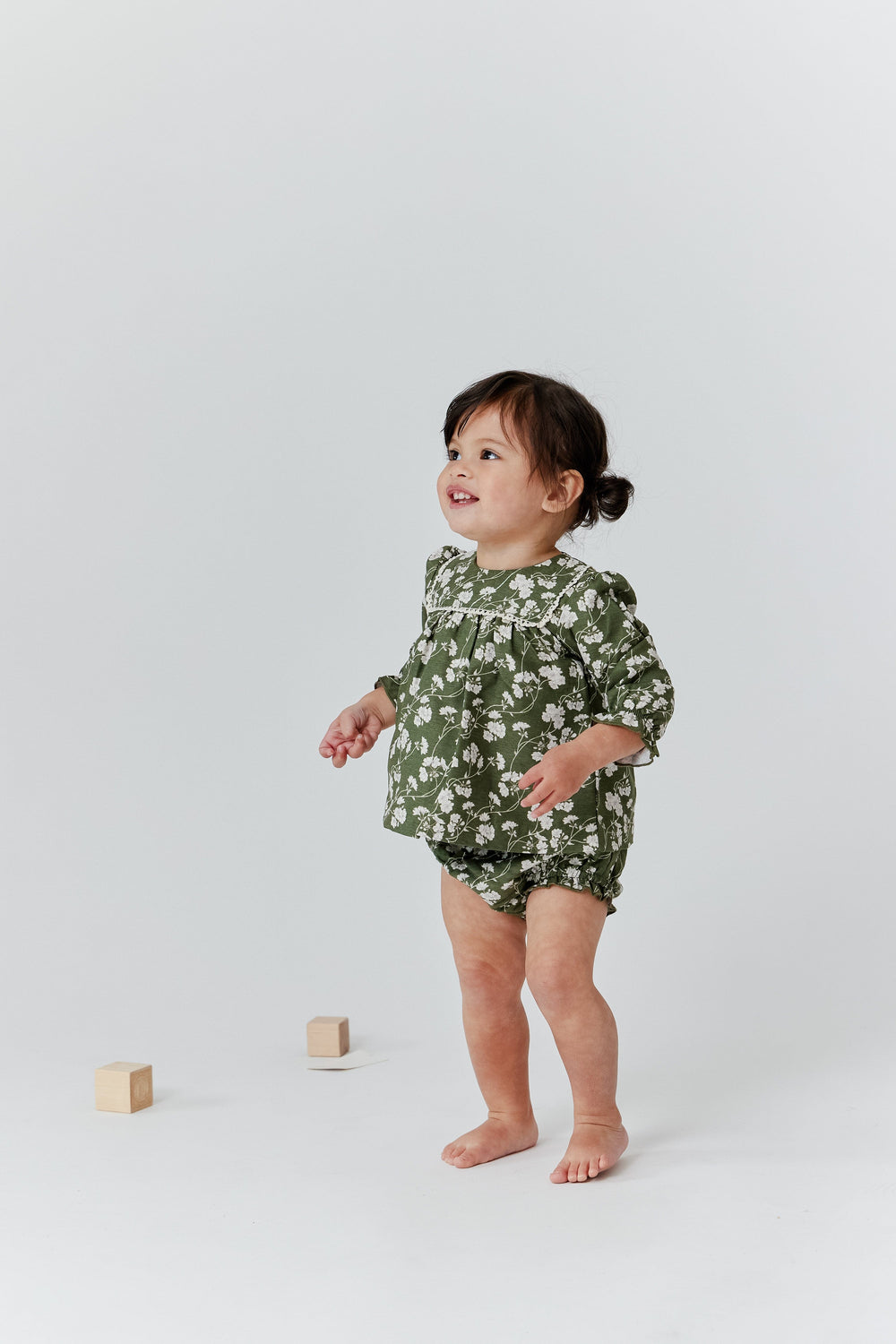 Floral Bib Bubble Set